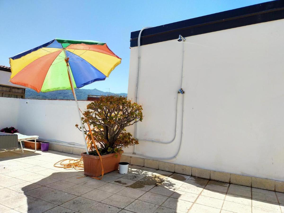 Chelsea Barracks Apartment Giardini Naxos Ngoại thất bức ảnh